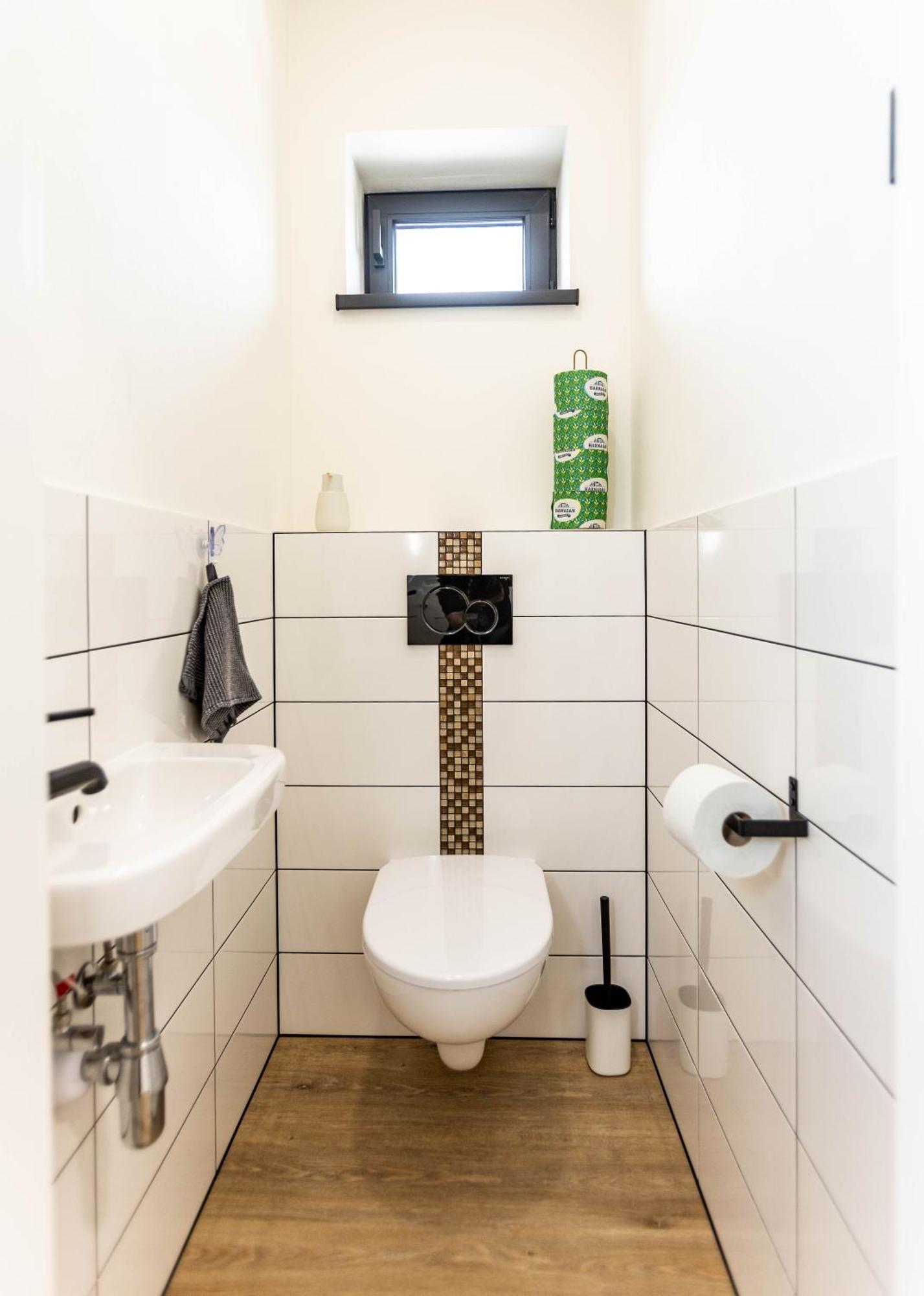 Sunny Apartment With Free Parking Zvolen Luaran gambar