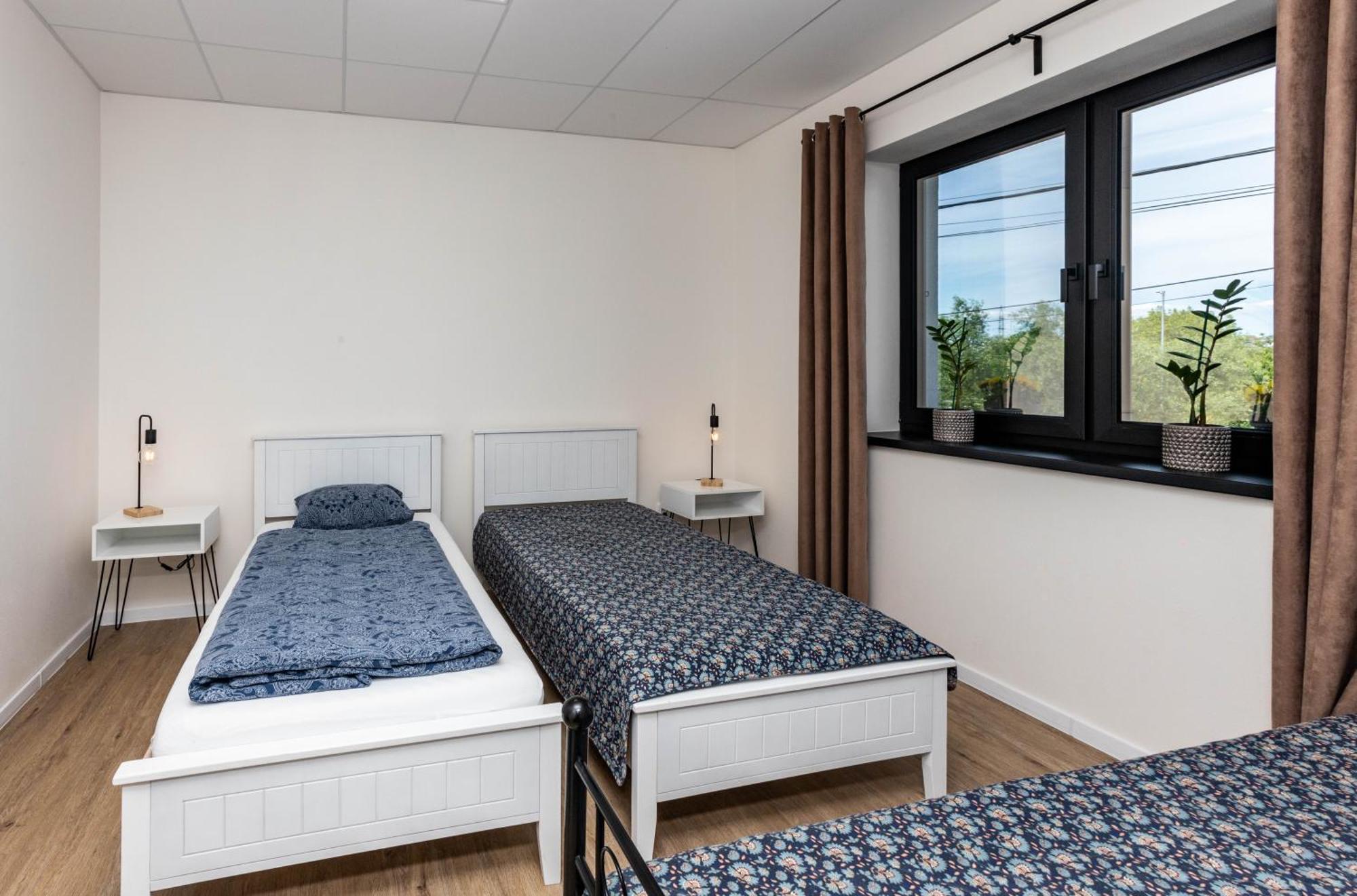 Sunny Apartment With Free Parking Zvolen Luaran gambar